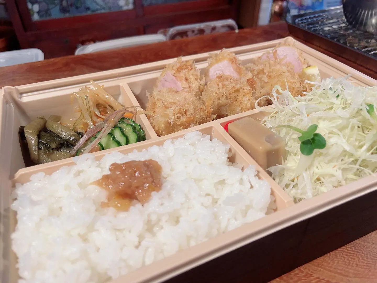こんばんは【とんかつ梛】です！